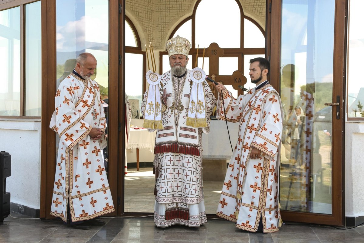 Zi de sărbătoare la Schitul „Înălţarea Domnului” din Veştem 173586