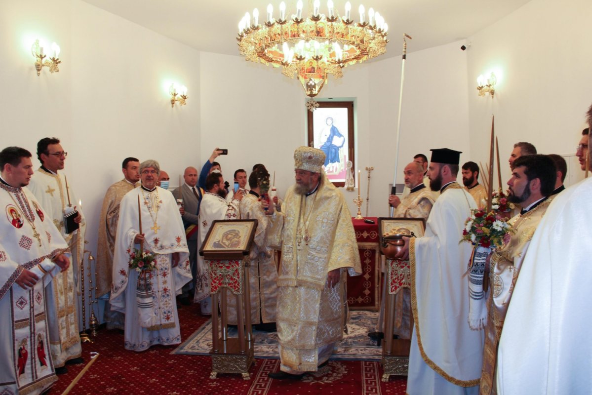 Biserica din Târnava, județul Sibiu, înveșmântată în har 174033