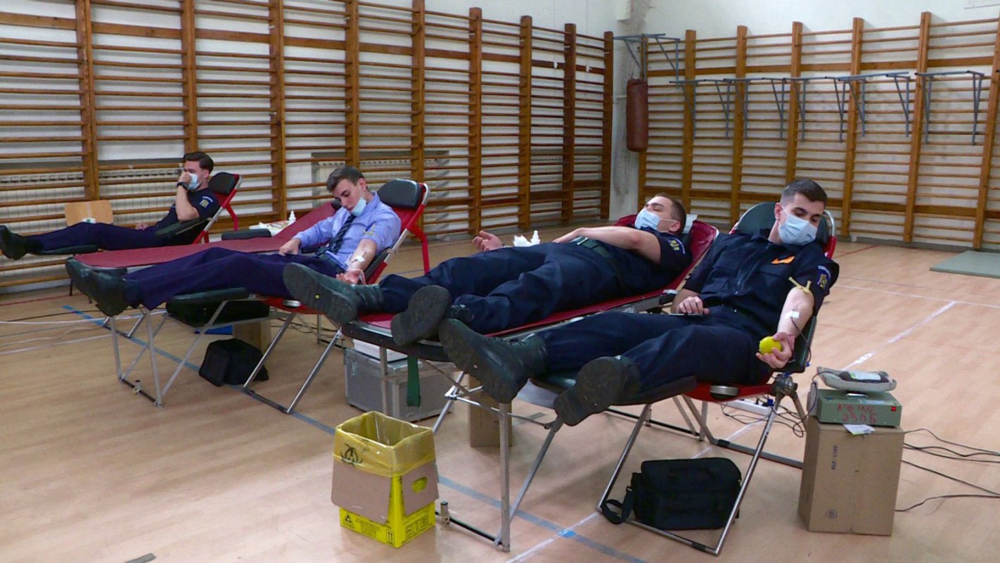 Campanie de donare de sânge la Academia de Poliţie din Bucureşti 174263