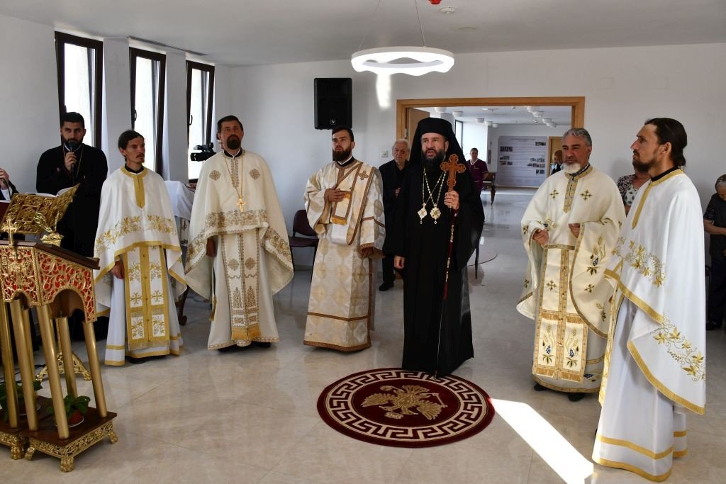 Sfinţire de biserică şi sărbătorirea unui hram în Episcopia Caransebeşului 174159