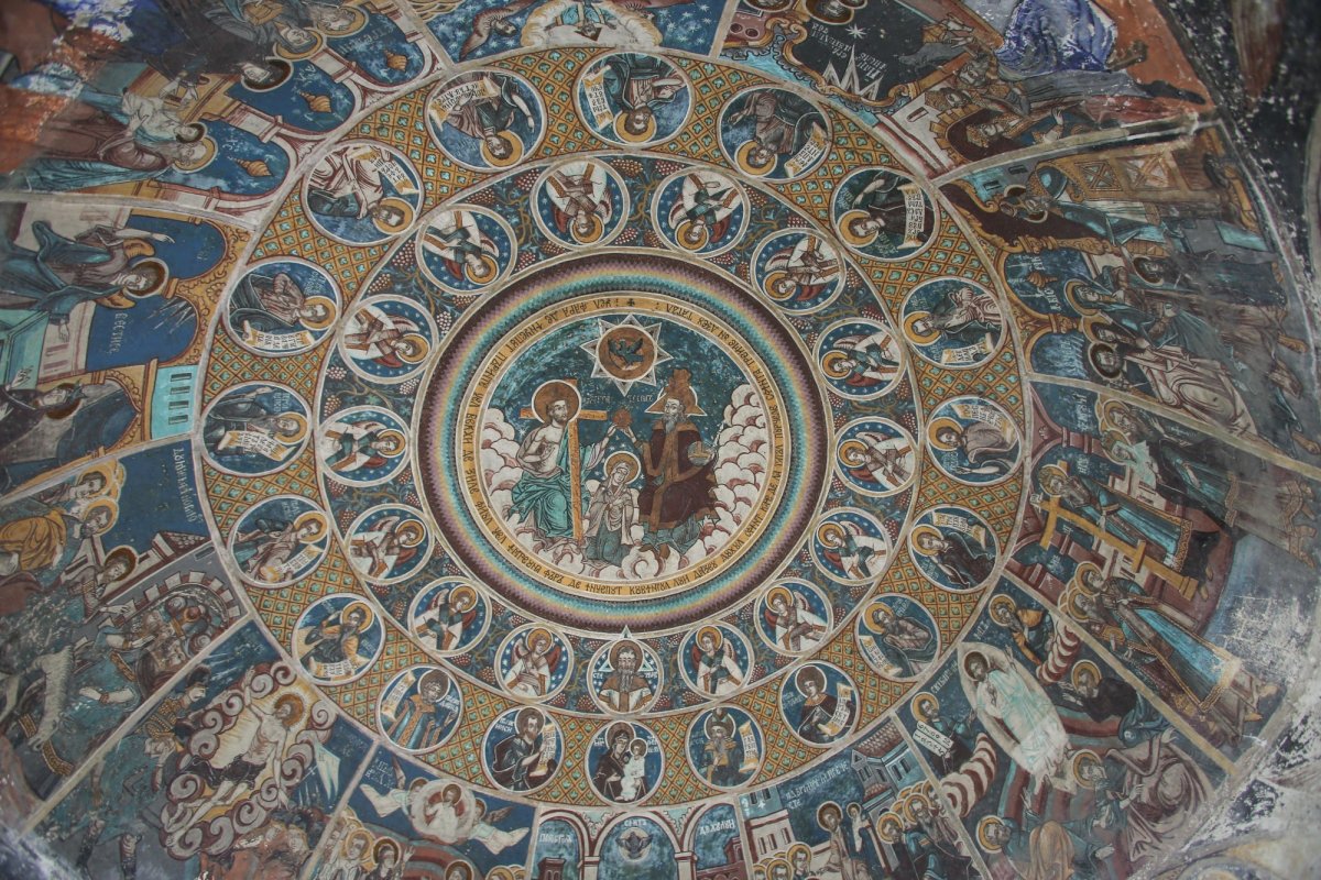 Capela cimitirului din Sadu, ctitoria primului oftalmolog român 174328