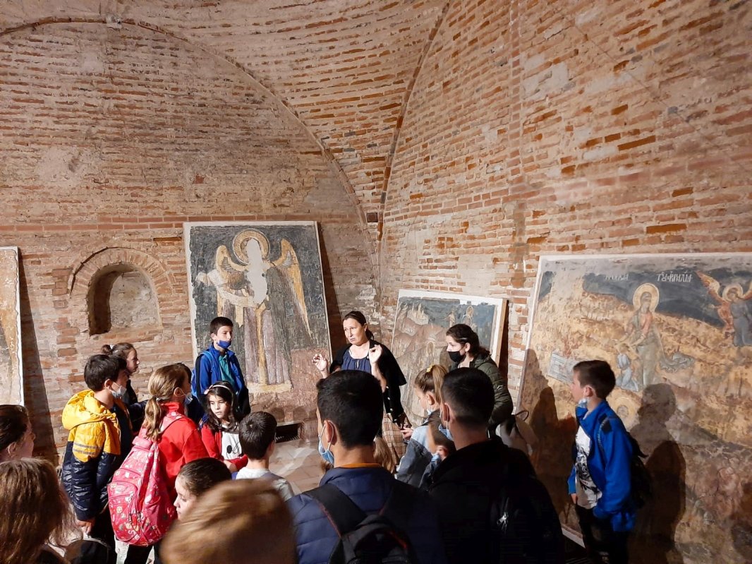 Comemorarea lui Mihai Eminescu de copii din Eparhia Buzăului și Vrancei 174377