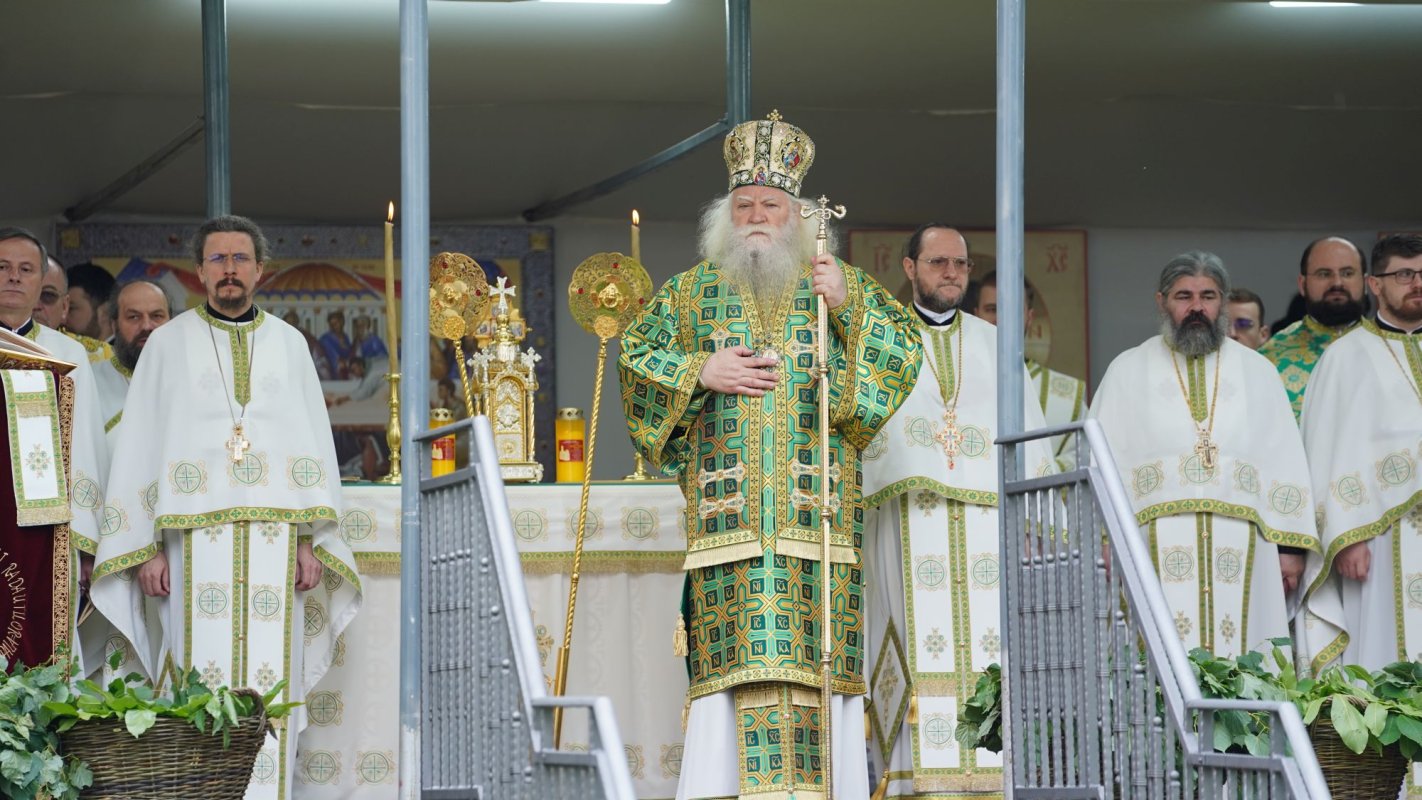 Sărbătoarea Pogorârii Sfântului Duh la Catedrala Arhiepiscopală din Suceava 174569