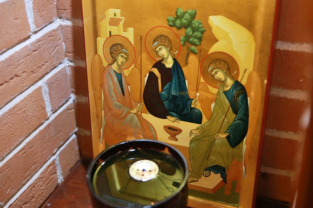 Sfinţire de pictură şi piatră de temelie pentru o nouă biserică la Iaşi 174630