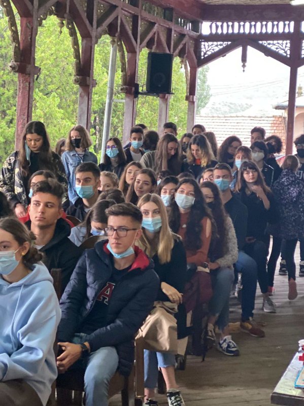 O altfel de oră de istorie 174689