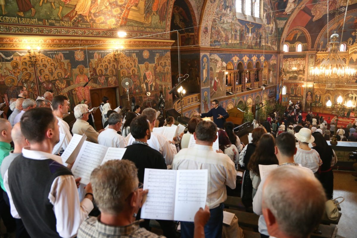 Praznicul Cincizecimii la Catedrala Mitropolitană din Sibiu 174651