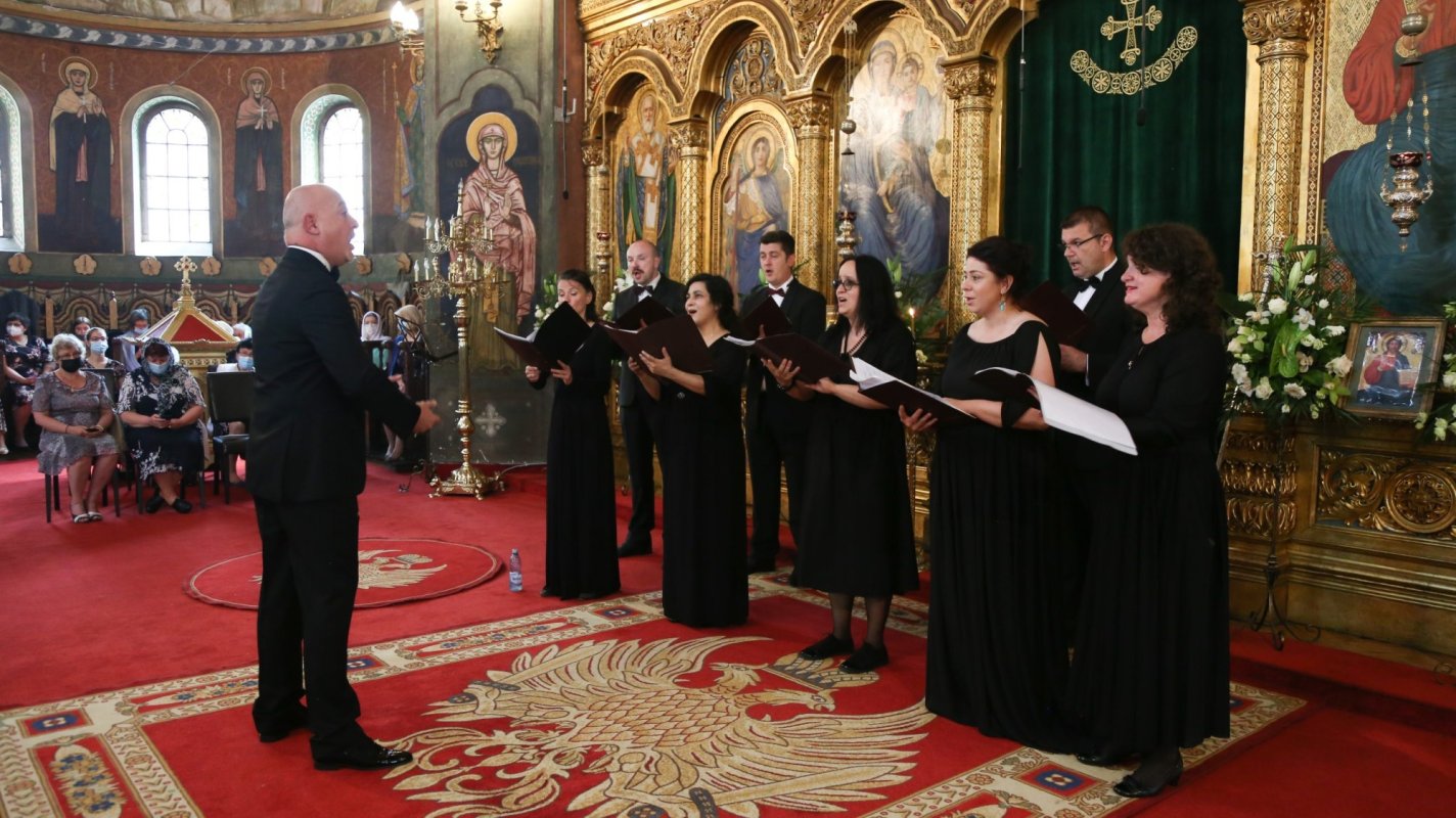 Praznicul Cincizecimii la Catedrala Mitropolitană din Sibiu 174652