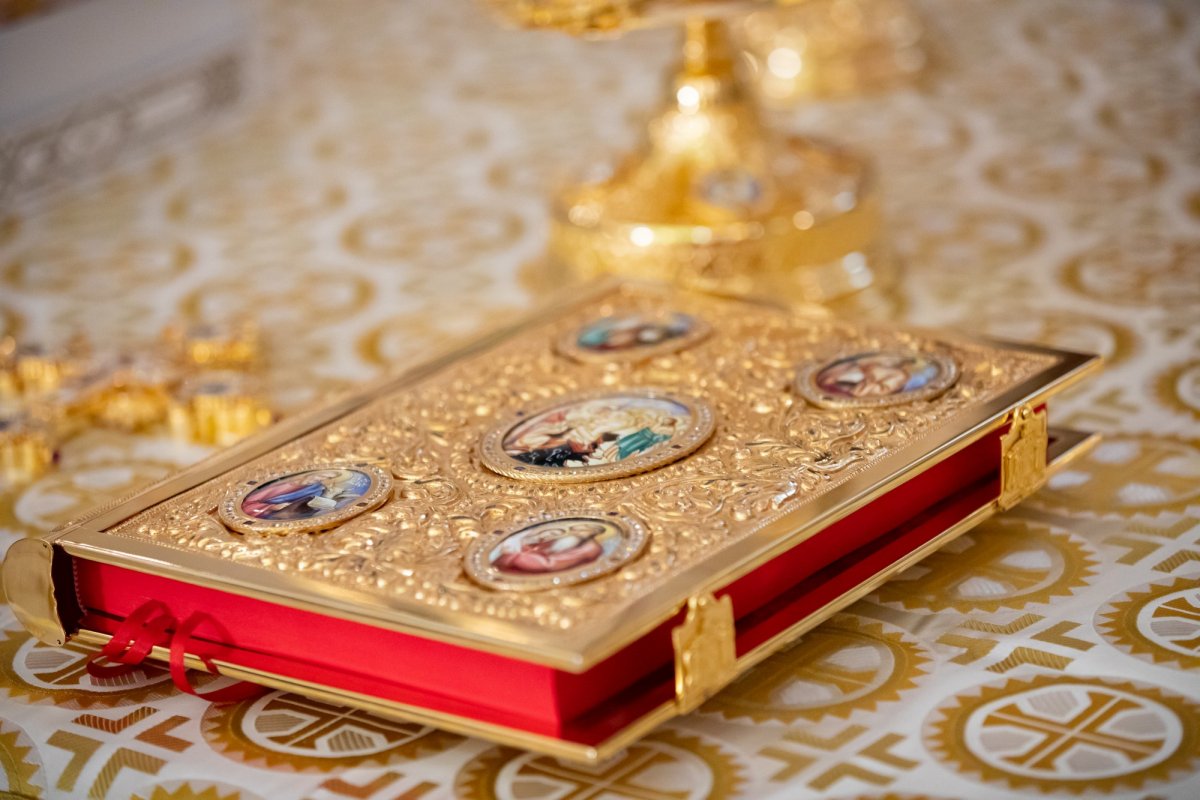 Daruri liturgice pentru noua parohie ortodoxă românească din Ljubljana, Slovenia 174806