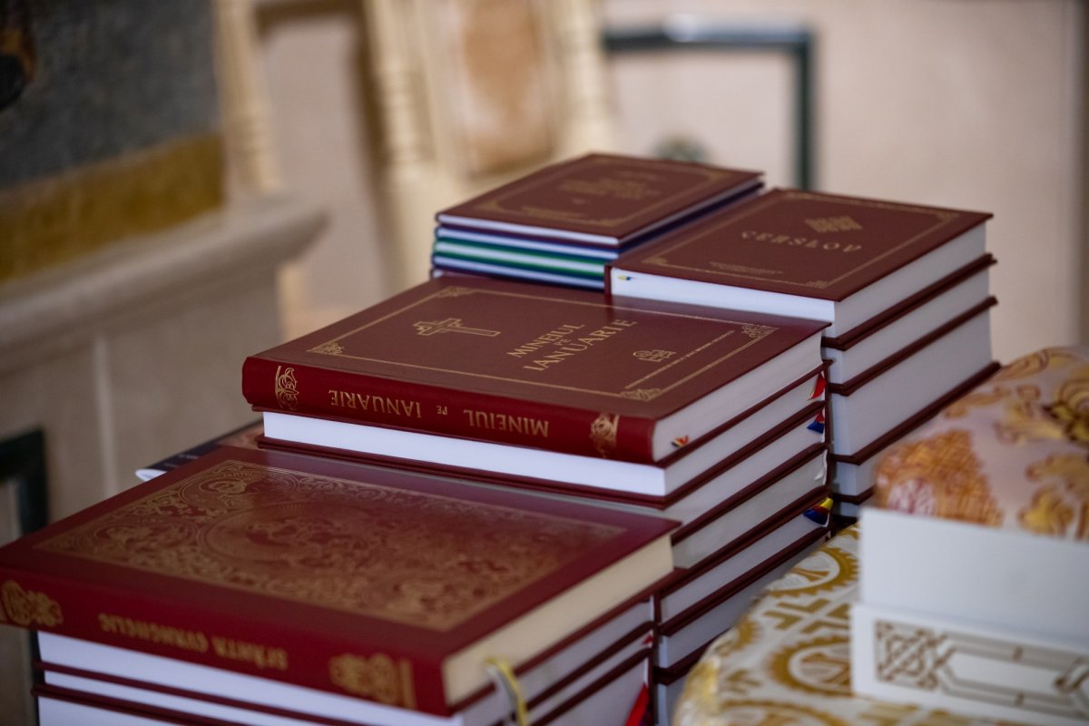 Daruri liturgice pentru noua parohie ortodoxă românească din Ljubljana, Slovenia 174813