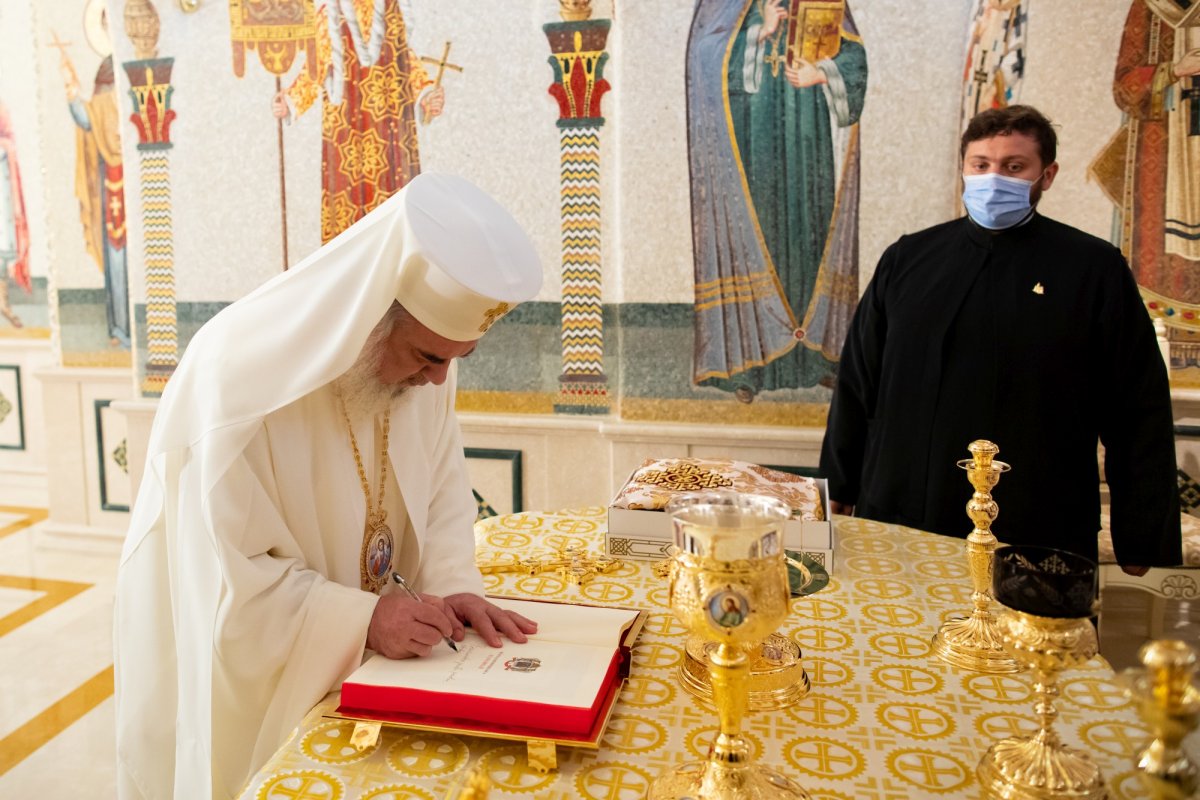 Daruri liturgice pentru noua parohie ortodoxă românească din Ljubljana, Slovenia 174829