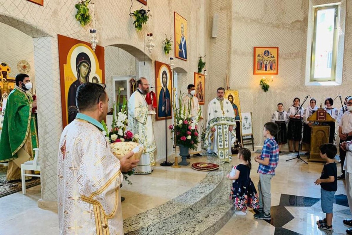 Primul hram prăznuit în noua biserică românească din Viena 174743