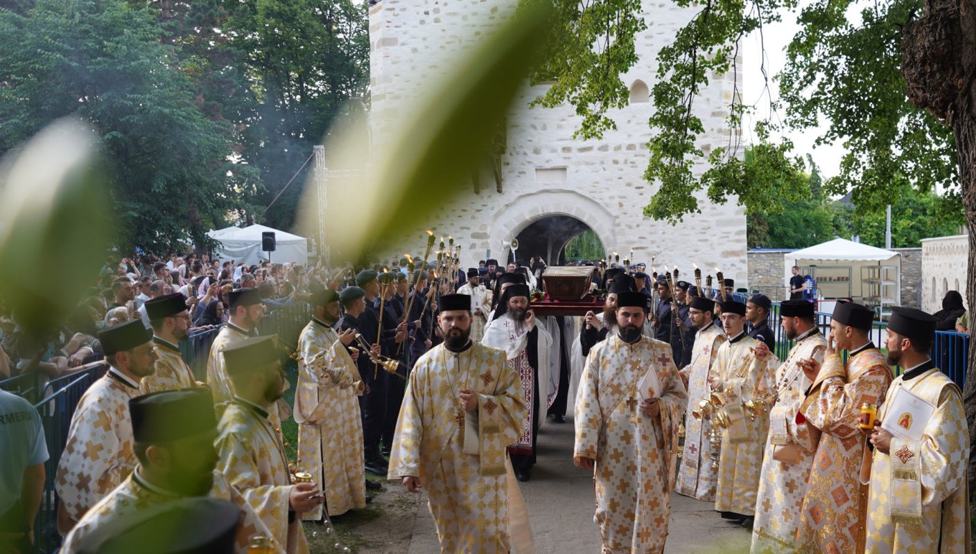 Procesiune cu moaştele Sfântului Ioan cel Nou de la Suceava 174793