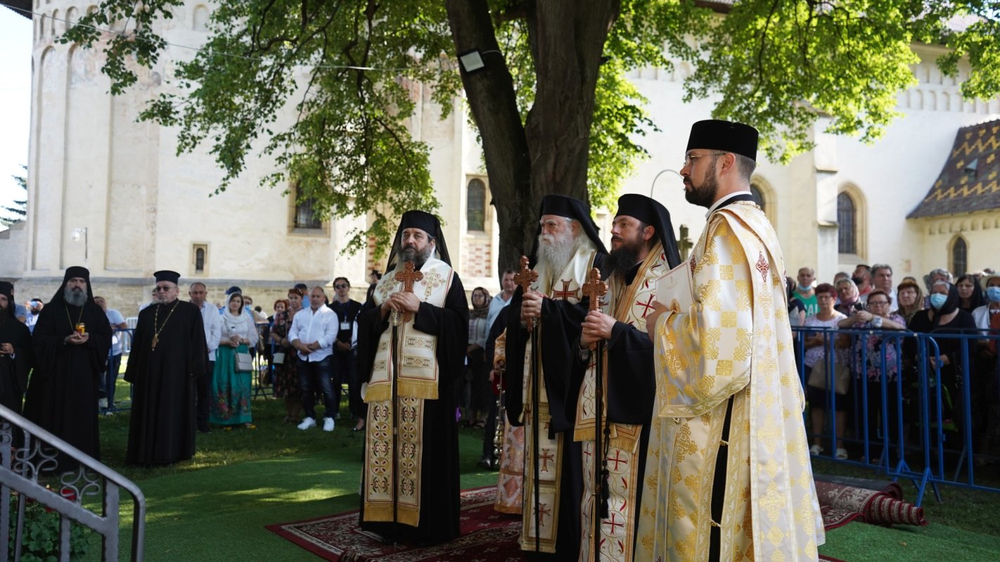 Procesiune cu moaştele Sfântului Ioan cel Nou de la Suceava 174795