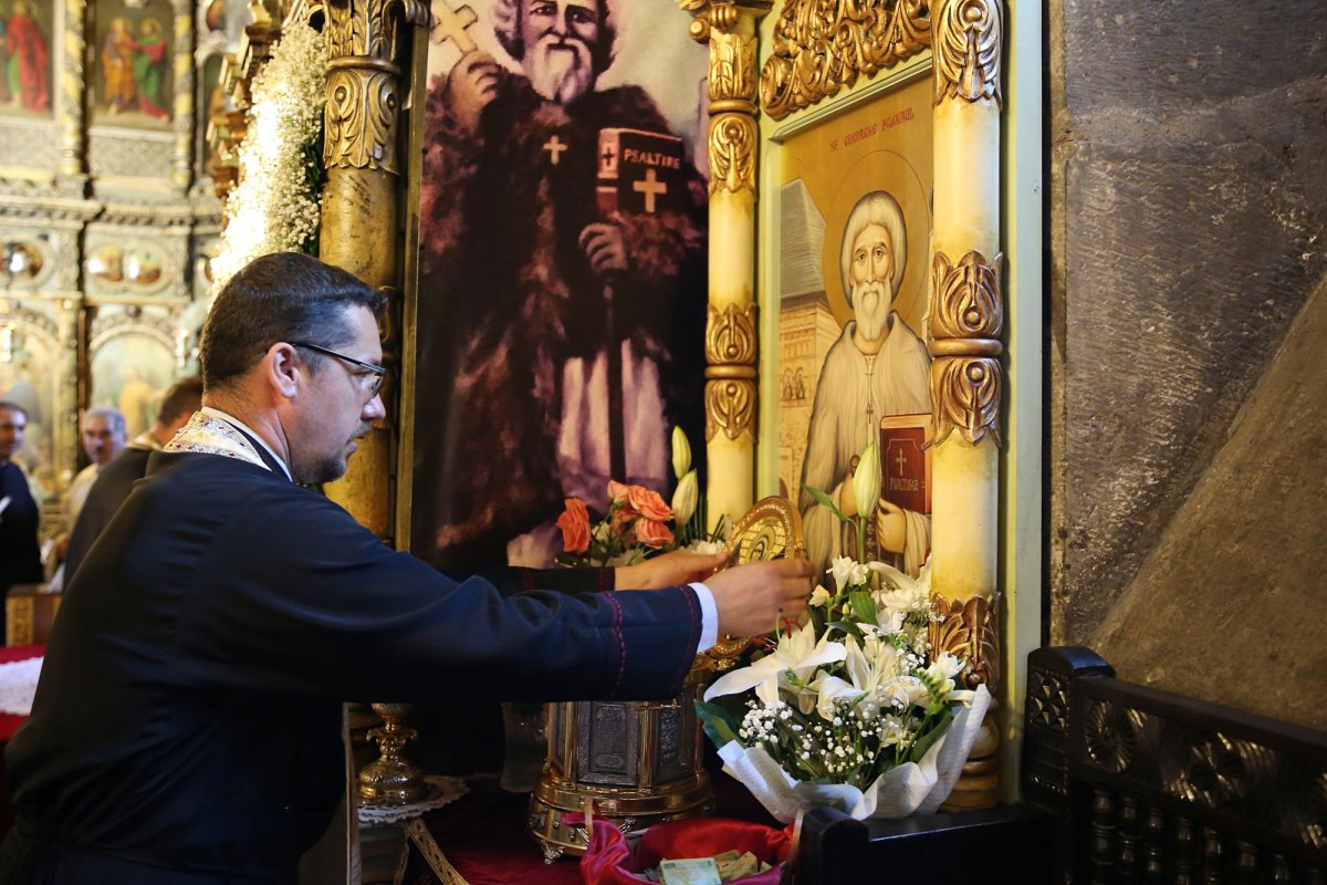 Procesiune în cinstea Sfinților Ioan Botezătorul și Gheorghe Pelerinul pe străzile orașului Piatra Neamț 174922