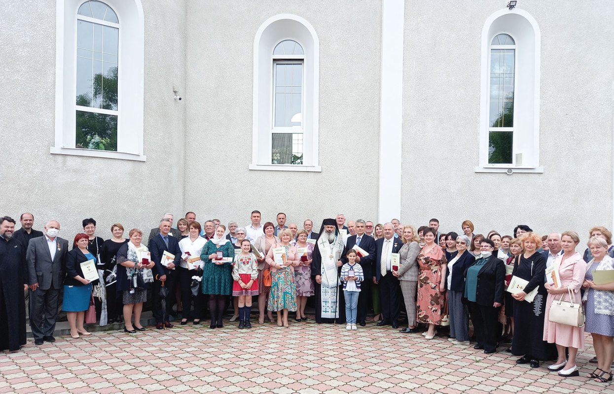 Recunoștință pentru 95 de cadre medicale din partea Episcopiei de Bălți 174836