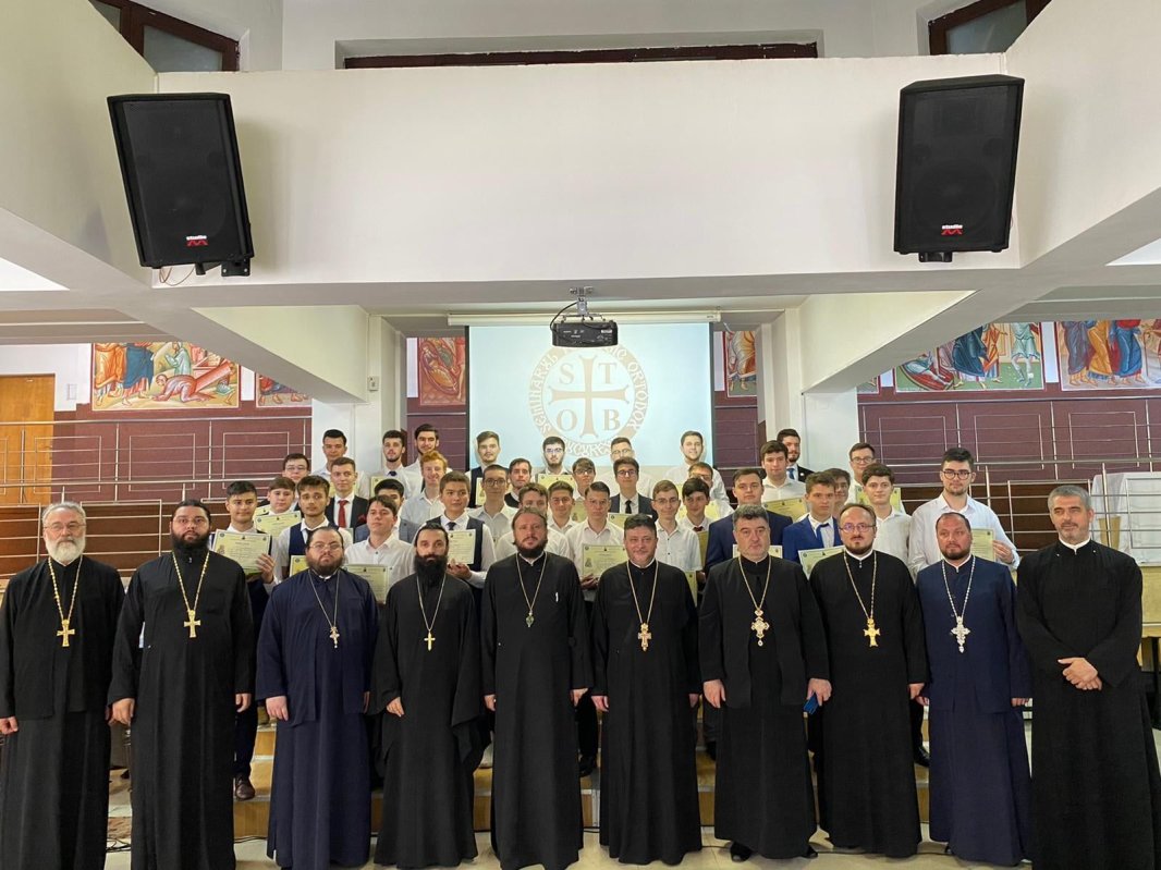 Încheierea anului școlar  la Seminarul Teologic Ortodox din București 175145