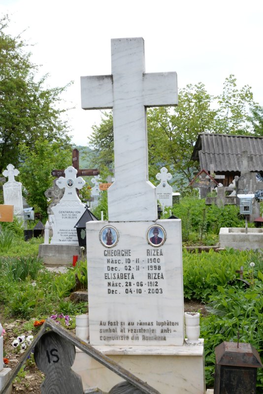 Slujire și misiune în parohia argeșeană Nucșoara 175067