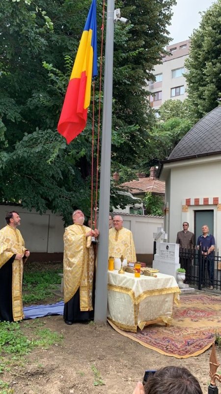 Ziua drapelului naţional, celebrată  în Parohia Bălăneanu din Capitală 175216