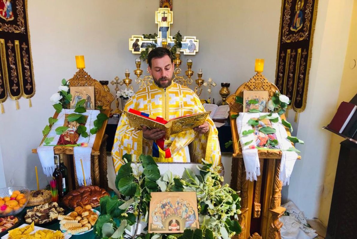 Slujiri și sărbătorirea iei tradiționale în comunitatea românească din Zagreb 175121