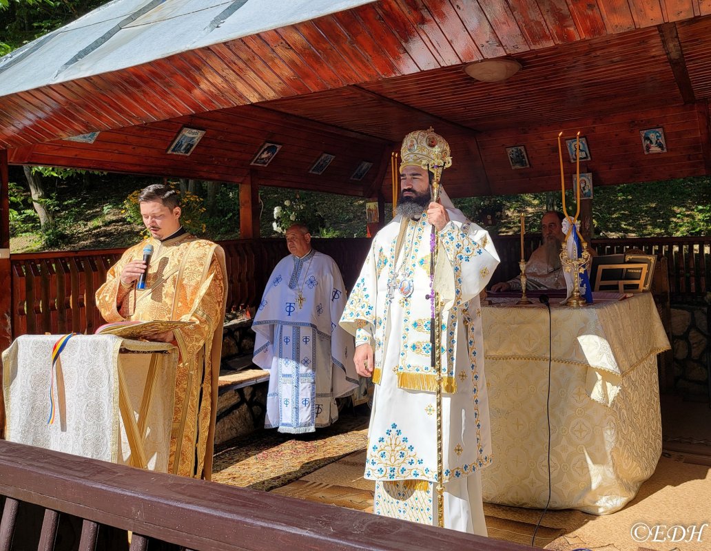 Duminica Tuturor Sfinților în Eparhia Hunedoarei 175455