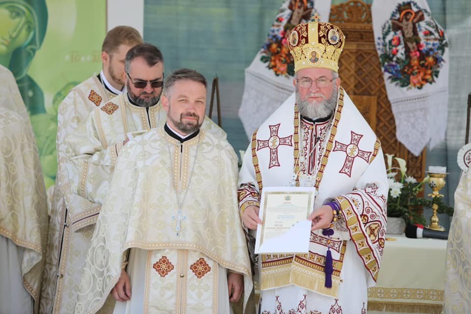 Târnosirea bisericii din Botiza 175445