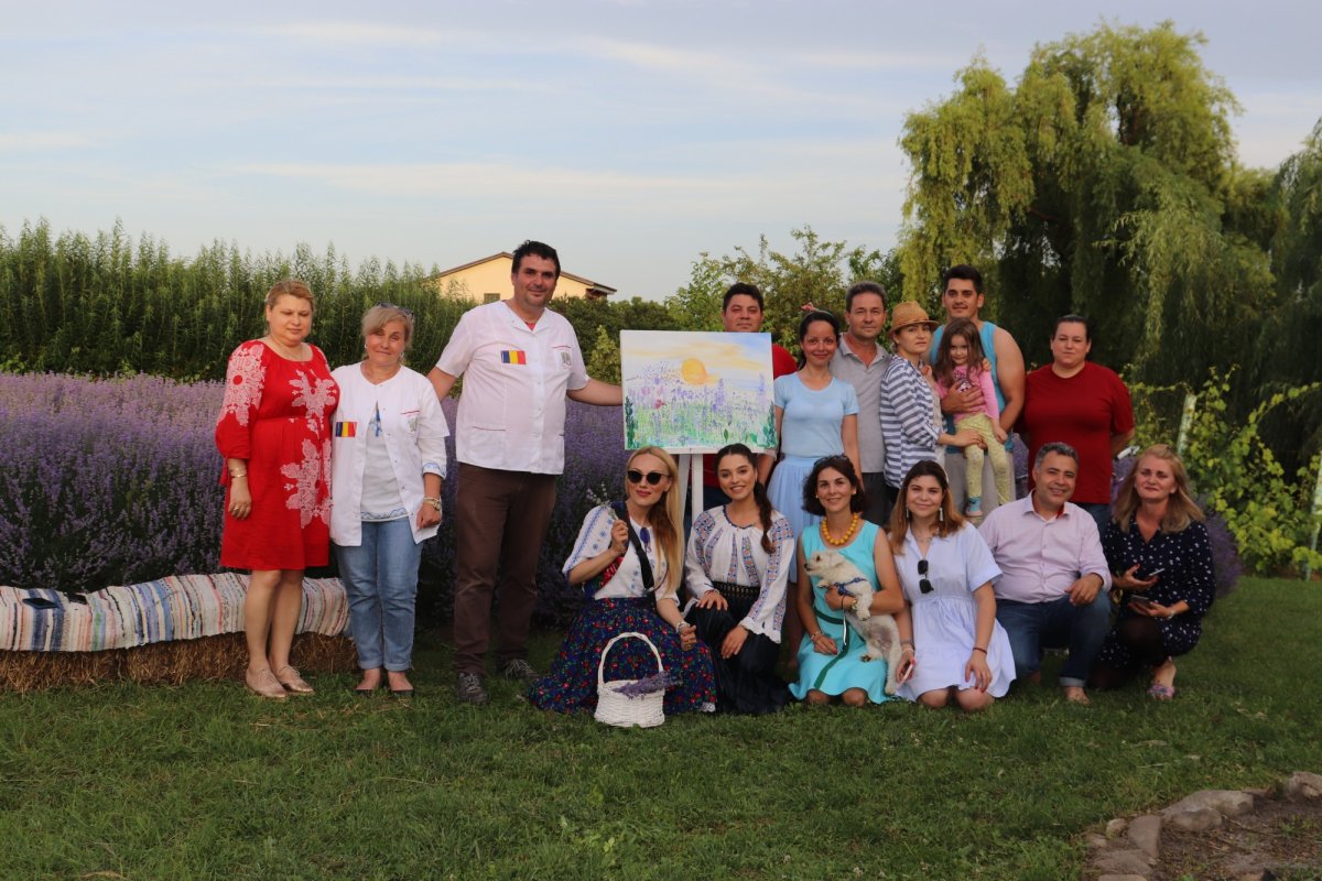 Zi de sărbătoare în localitatea prahoveană Cireșanu 175479