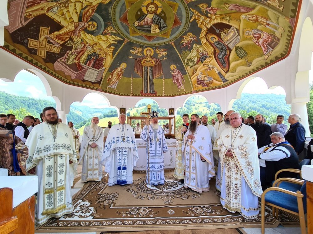 Hramul Mănăstirii Rebra-Parva, judeţul Bistriţa-Năsăud 175582