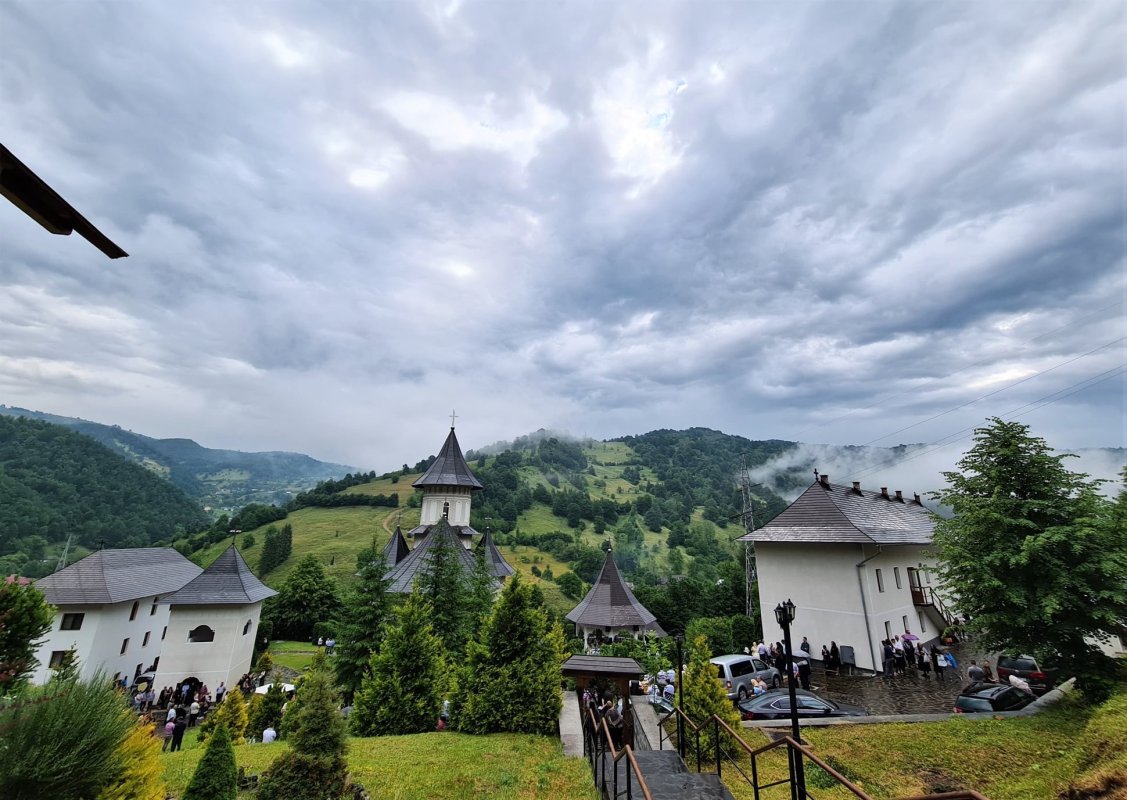 Hramul Mănăstirii Rebra-Parva, judeţul Bistriţa-Năsăud 175586