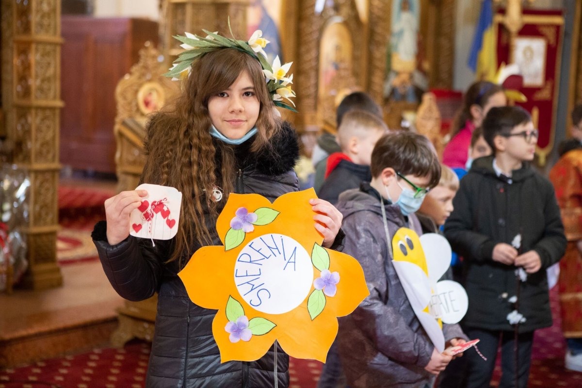 Români din patria-mamă, Basarabia şi Cernăuţi reuniţi la Piacenza 175564