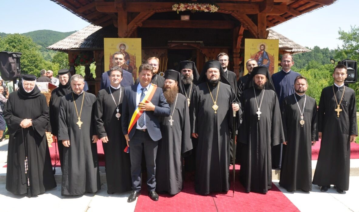 Liturghie arhierească la Schitul Stârciu, Sălaj 175645