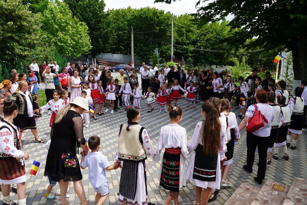 Hramul Mănăstirii Toflea din judeţul Galaţi 175842