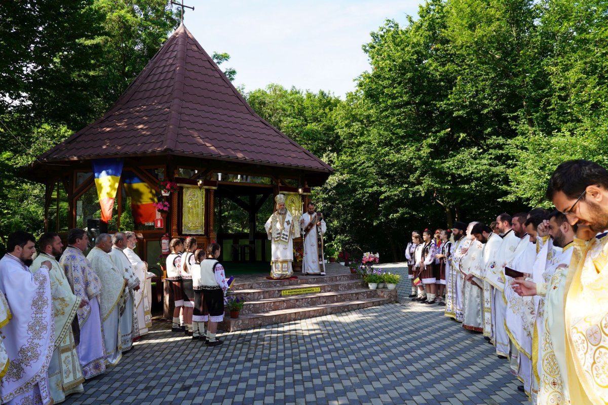 Hramul Mănăstirii Toflea din judeţul Galaţi 175845