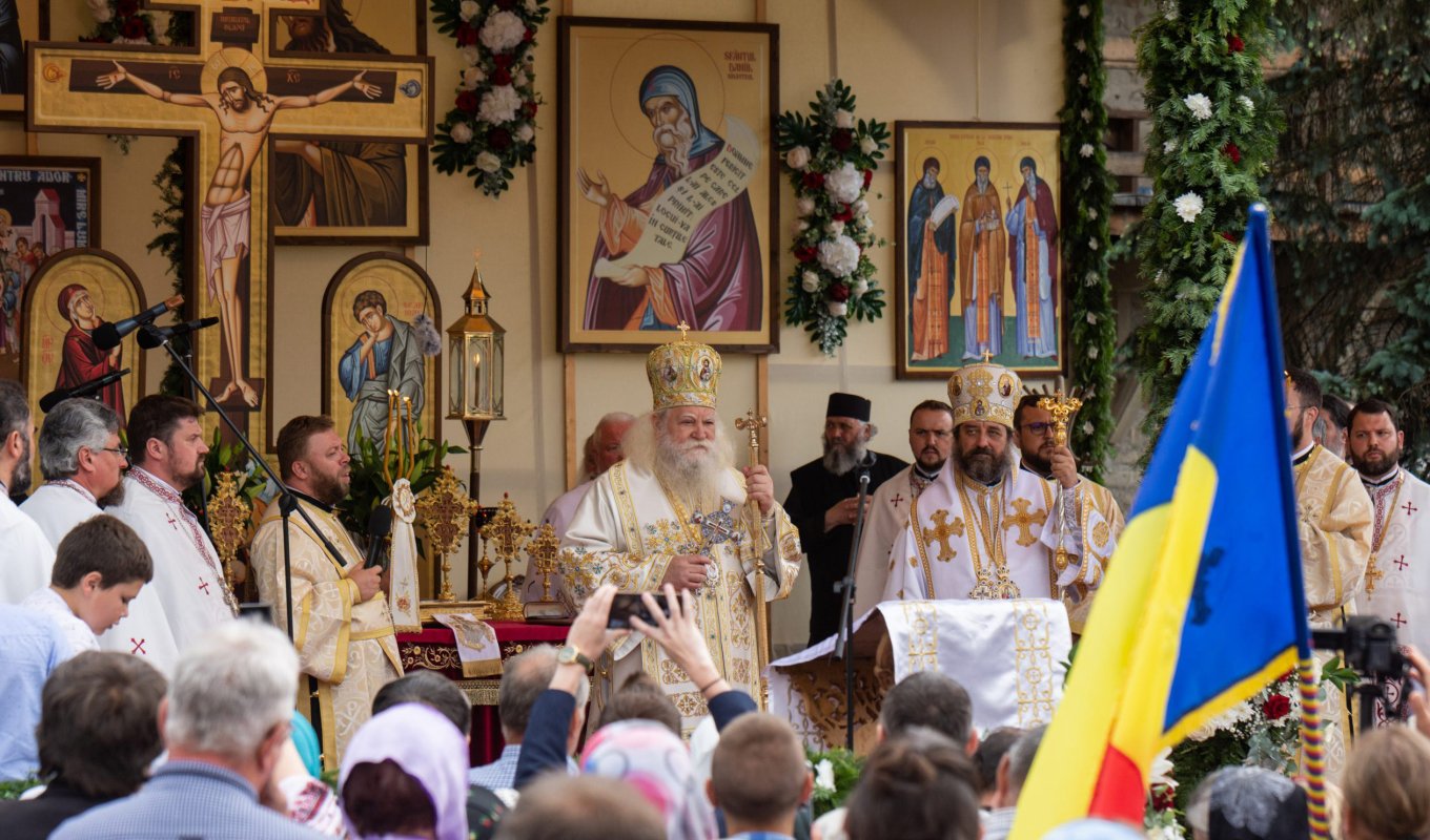 Prăznuirea Sfântului Voievod Ștefan cel Mare la Mănăstirea Putna 175850