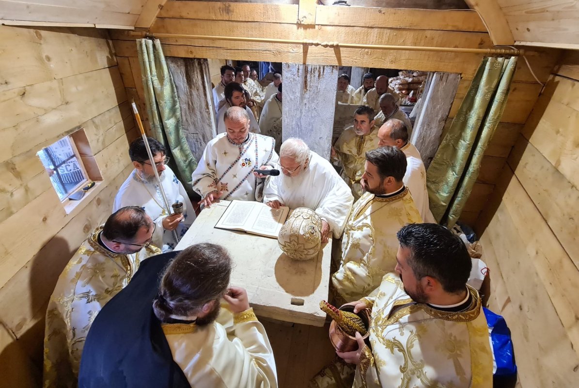 Biserica de lemn din Săliștea Veche a fost târnosită 176049