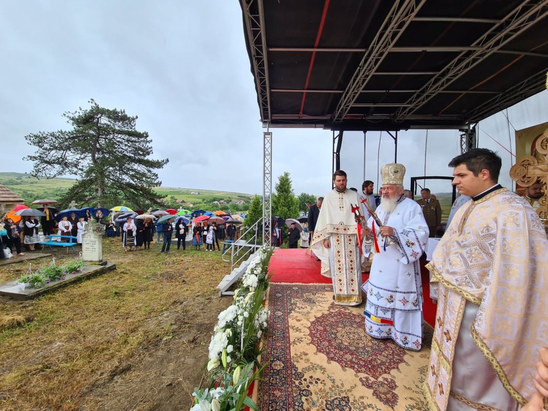 Biserica de lemn din Săliștea Veche a fost târnosită 176050