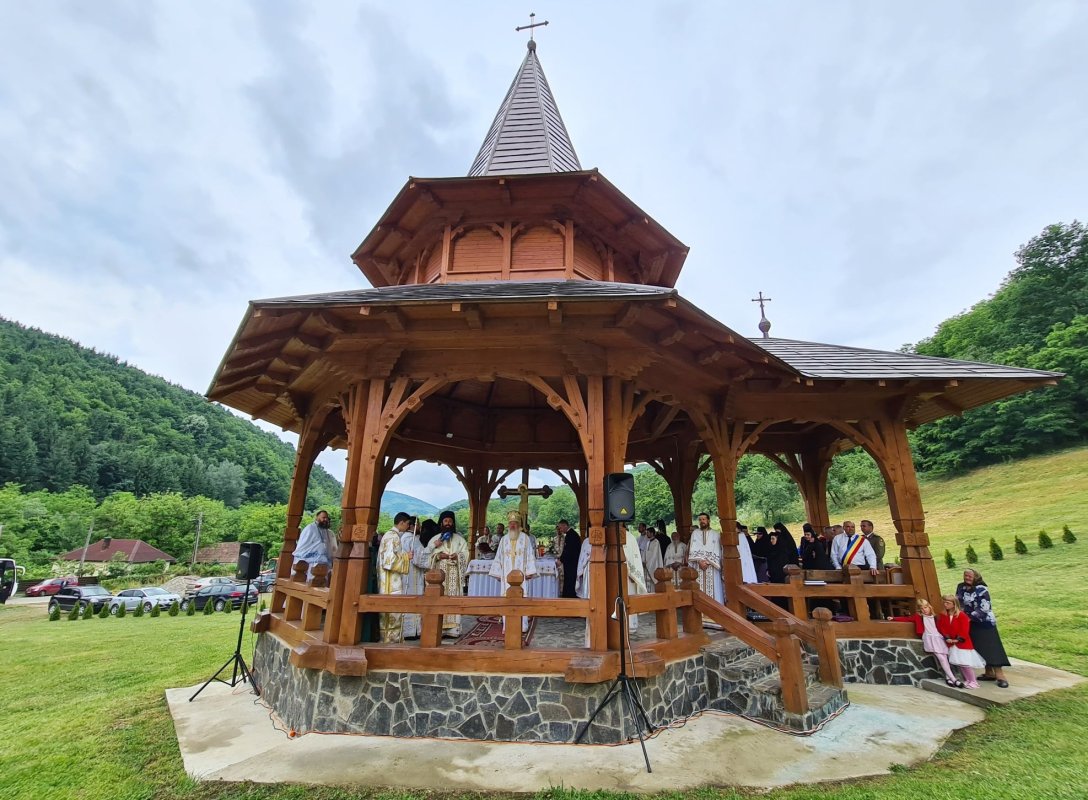 Hramul mănăstirii de la Vad, ctitoria Sfântului Ștefan cel Mare 176045