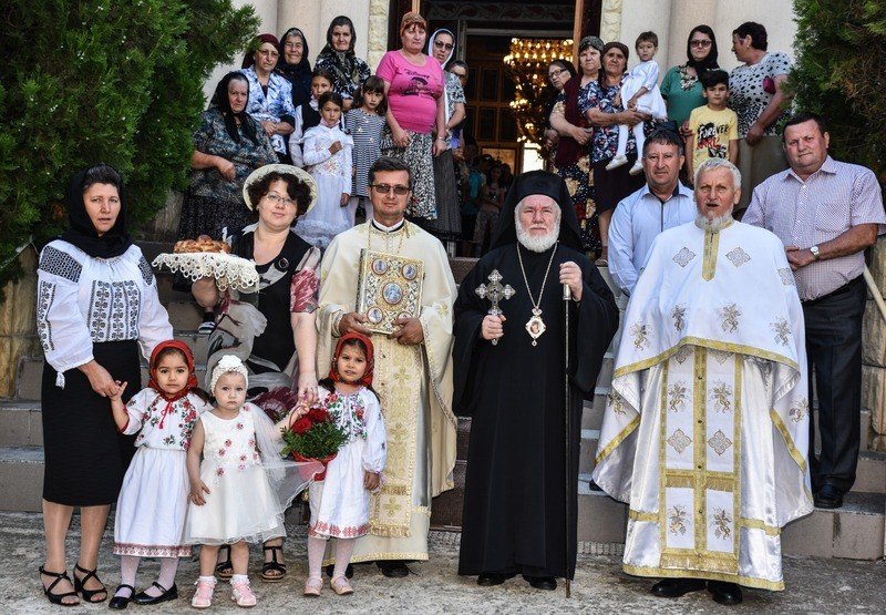 Vizite arhierești la două parohii din județul Tulcea  176029