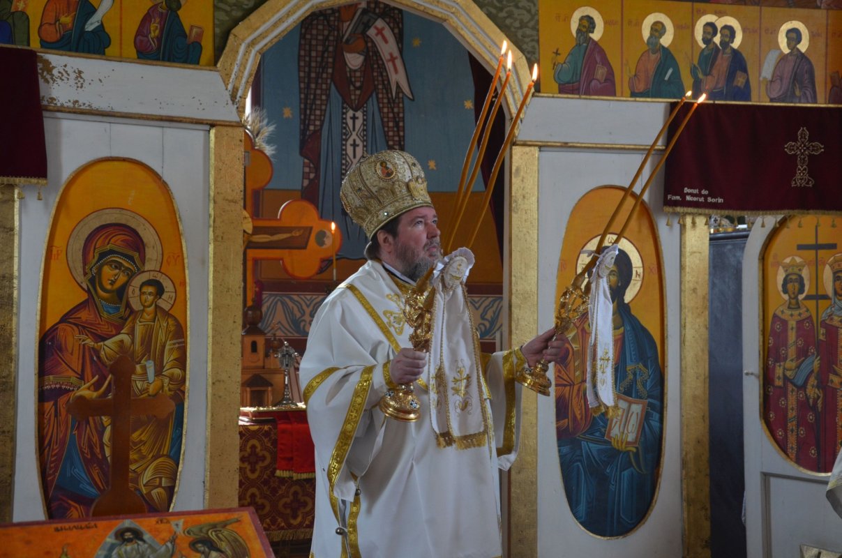 Sărbătoarea Sfinților Români la biserica din Telechiu, Oradea 176202