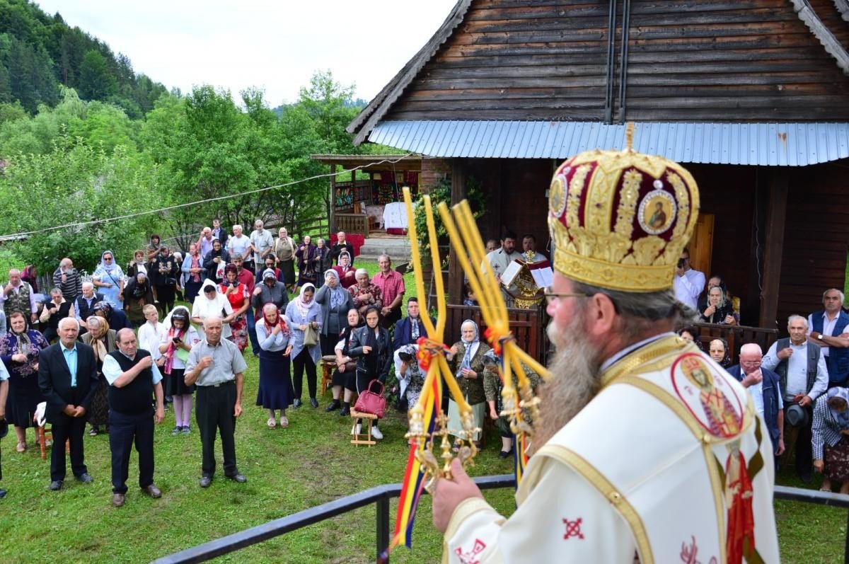 Slujire arhierească de Sfântul Atanasie Athonitul 176345