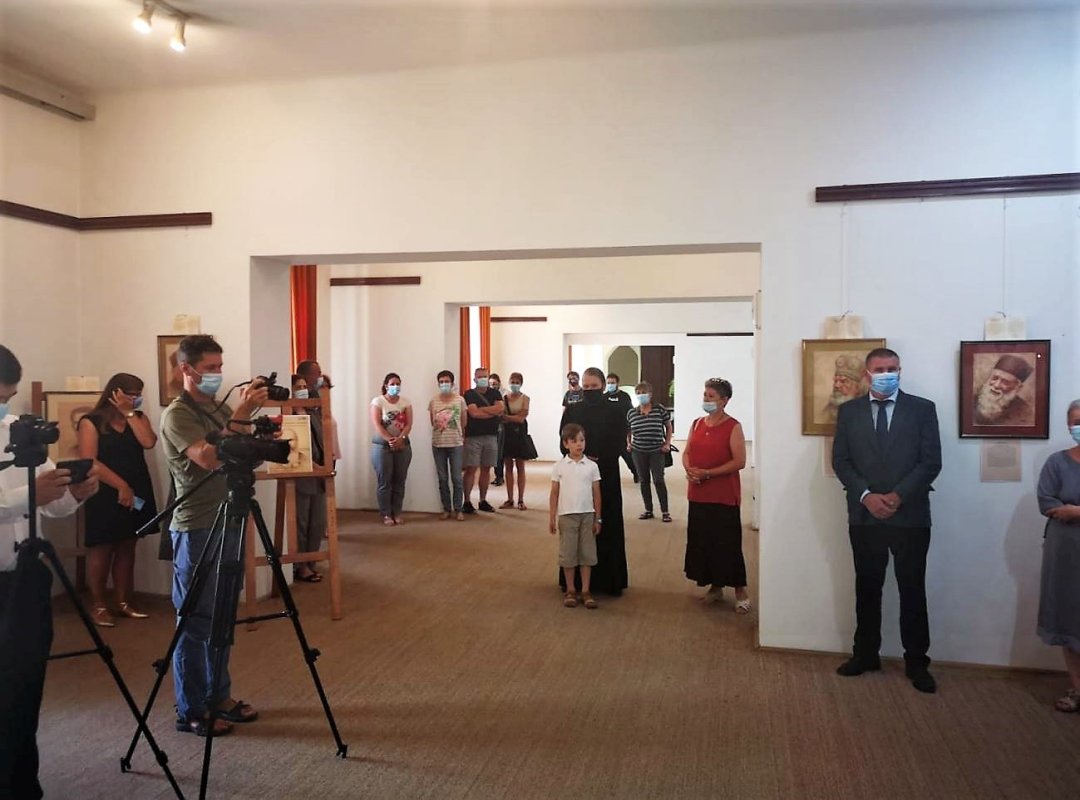 Expoziția „Chipuri din temnița Aiudului. Memoria iconică a închisorilor comuniste” la Muzeul Național al Unirii din Alba Iulia 176465