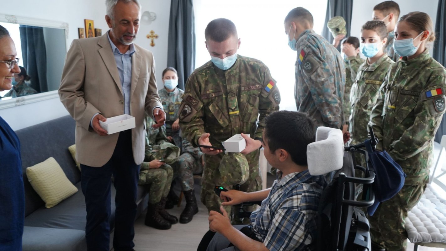 Activitate filantropică a elevilor militari şi a Asociaţiei ACORD Sibiu 176618