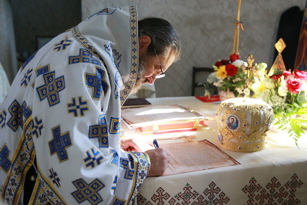 Slujire arhierească în parohia ieşeană Vlădiceni 176651