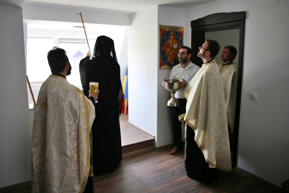 Slujire arhierească în parohia ieşeană Vlădiceni 176661