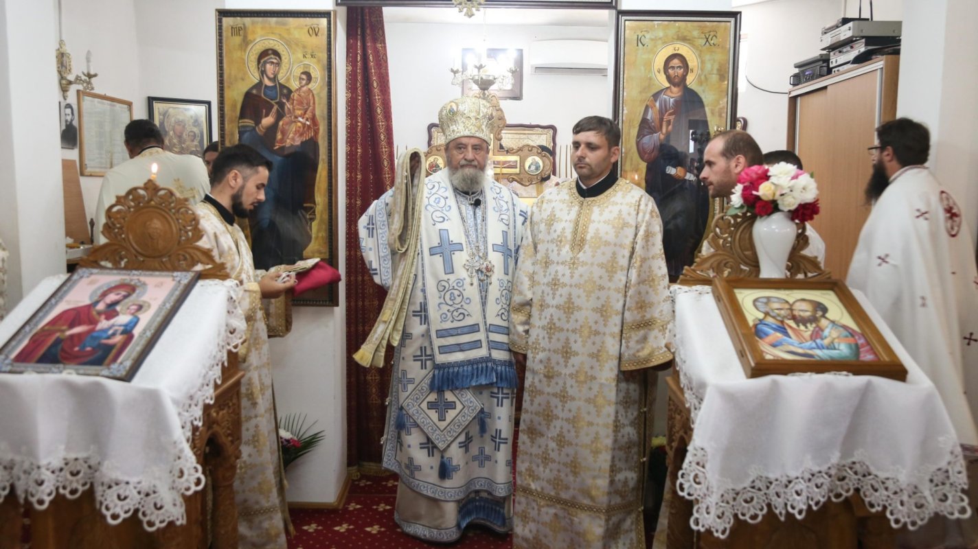 Liturghie arhierească la Făgăraș 176821