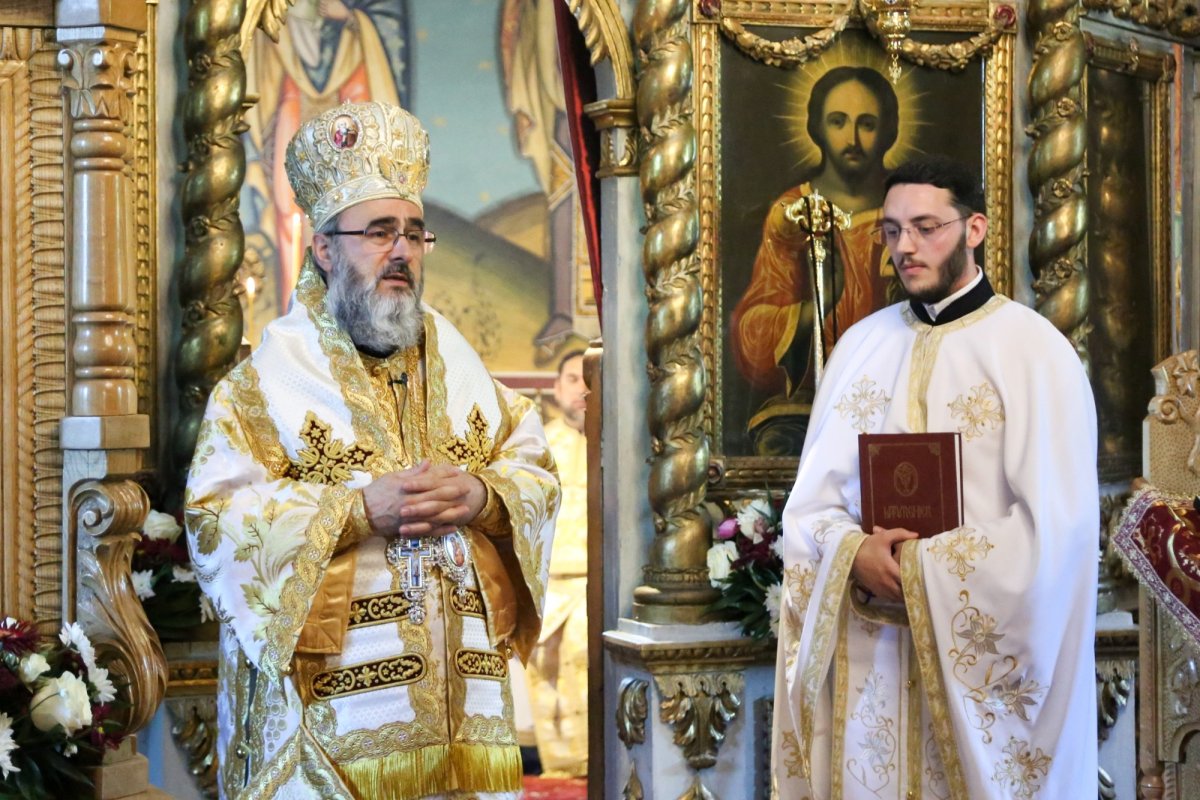 Slujiri arhiereşti în Mitropolia Munteniei şi Dobrogei 176828