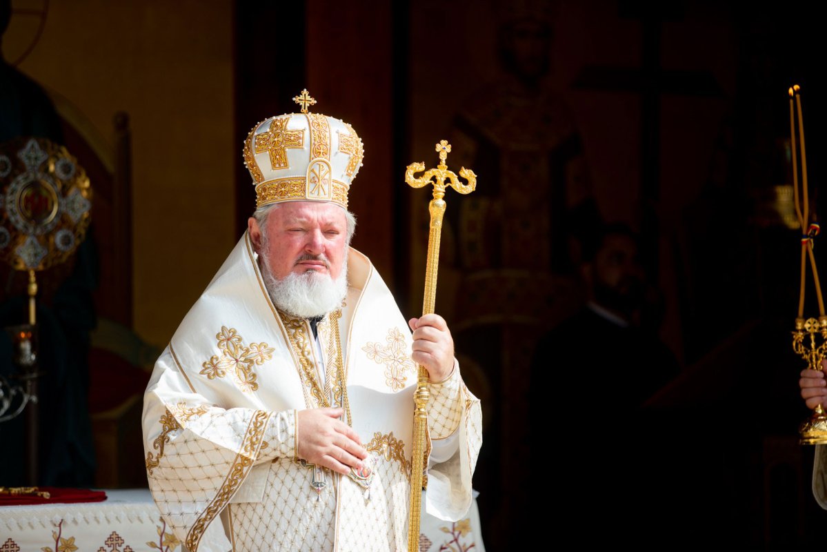 Slujiri arhiereşti în Mitropolia Munteniei şi Dobrogei 176833