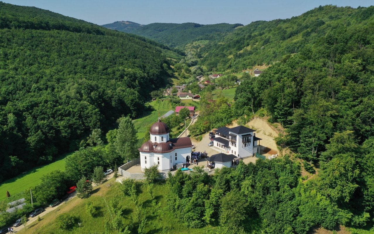 Hram la mănăstirea închinată Sfântului Paisie Aghioritul 176941