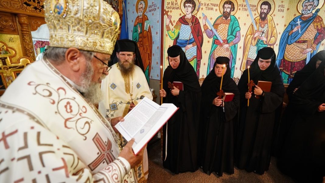 Slujire arhierească  la mănăstirea de la Măgura-Jina 176935