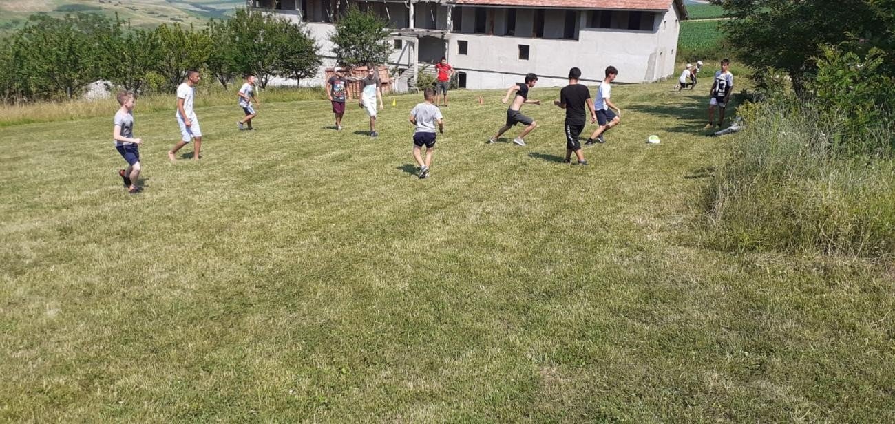 Activități recreative la Centrul de tineret de la Obârșiile Tiurului, Alba 177012