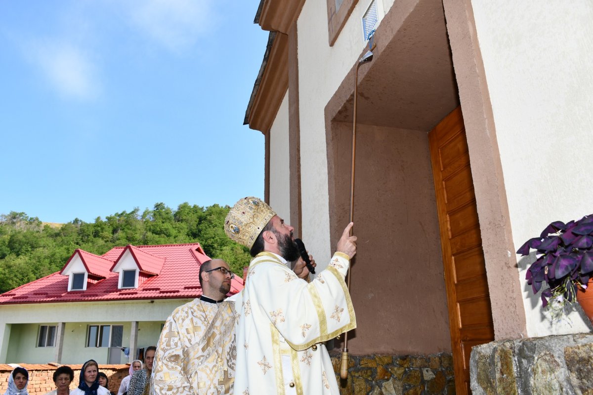 Slujiri arhierești în Episcopia Caransebeșului 177000